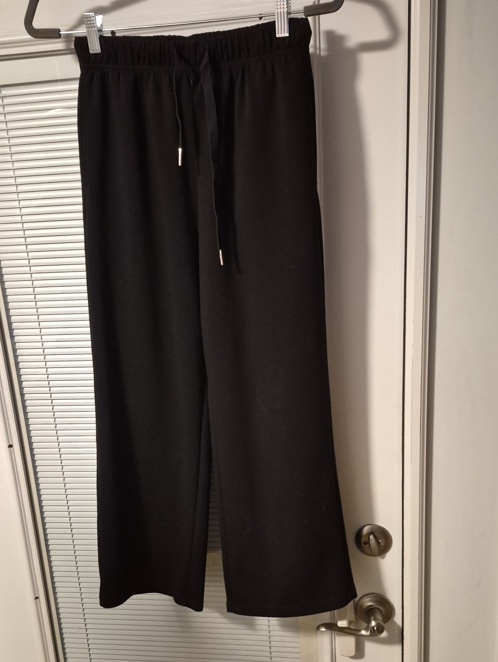 Womans Black Drawstring Lounge Pants